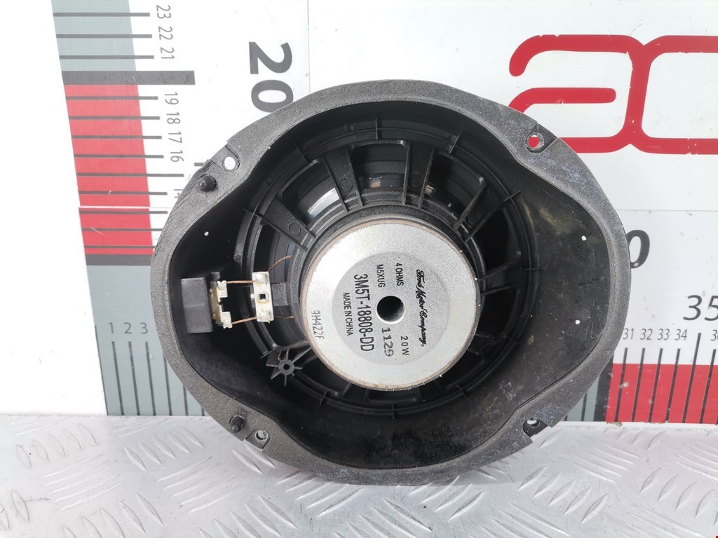 Динамик FORD Kuga 2008-2012