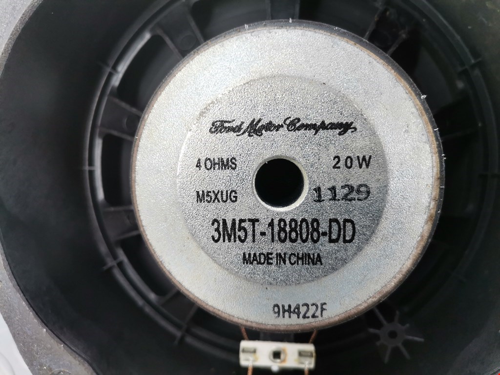 Динамик FORD Kuga 2008-2012