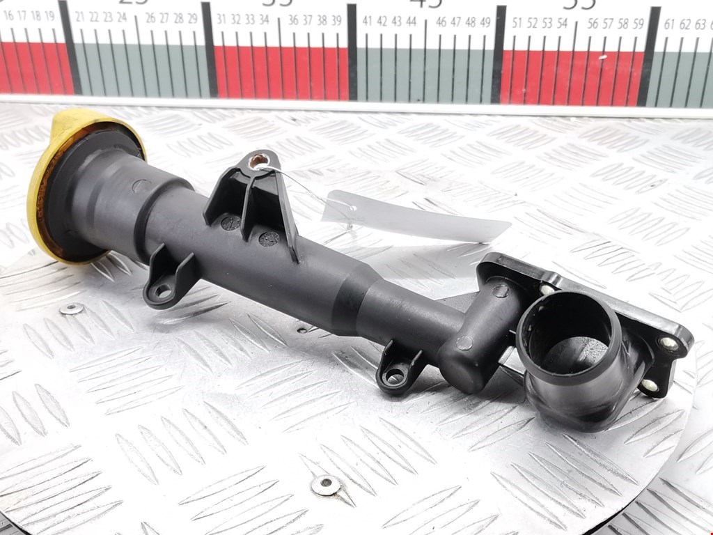 Горловина маслозаливная (залива масла) FIAT Grande Punto 2005-2009