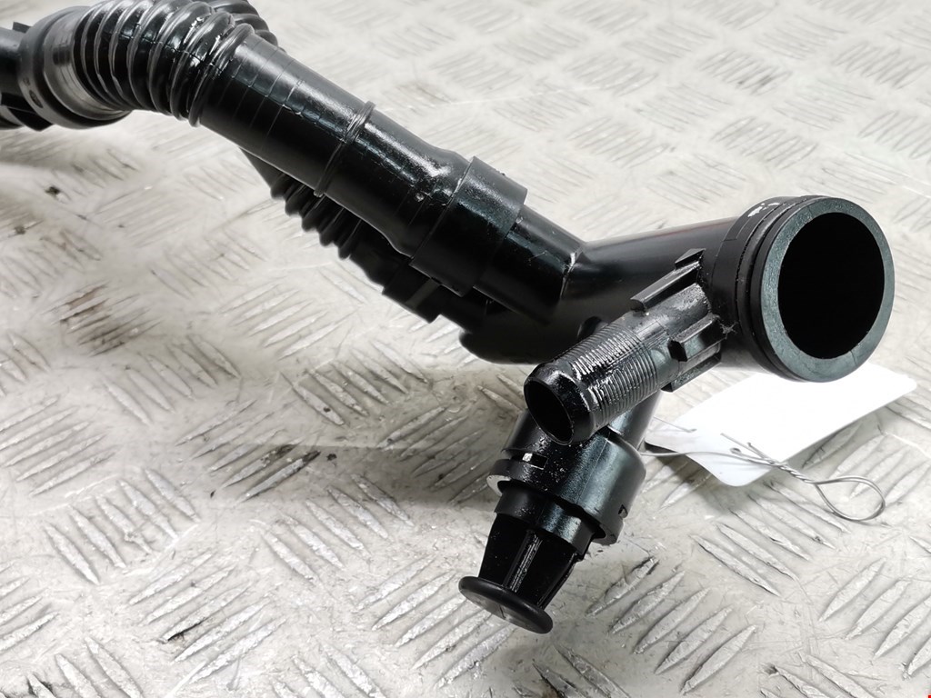 Патрубок PEUGEOT 207 2006-2015