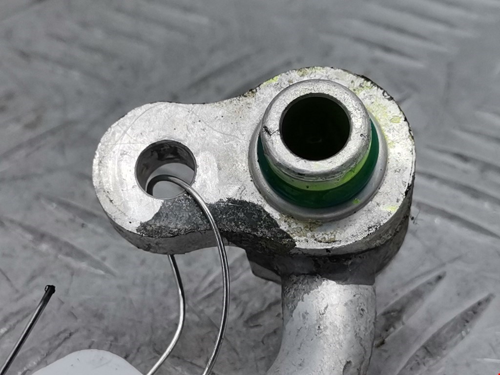 Трубка кондиционера KIA Magentis 2000-2006