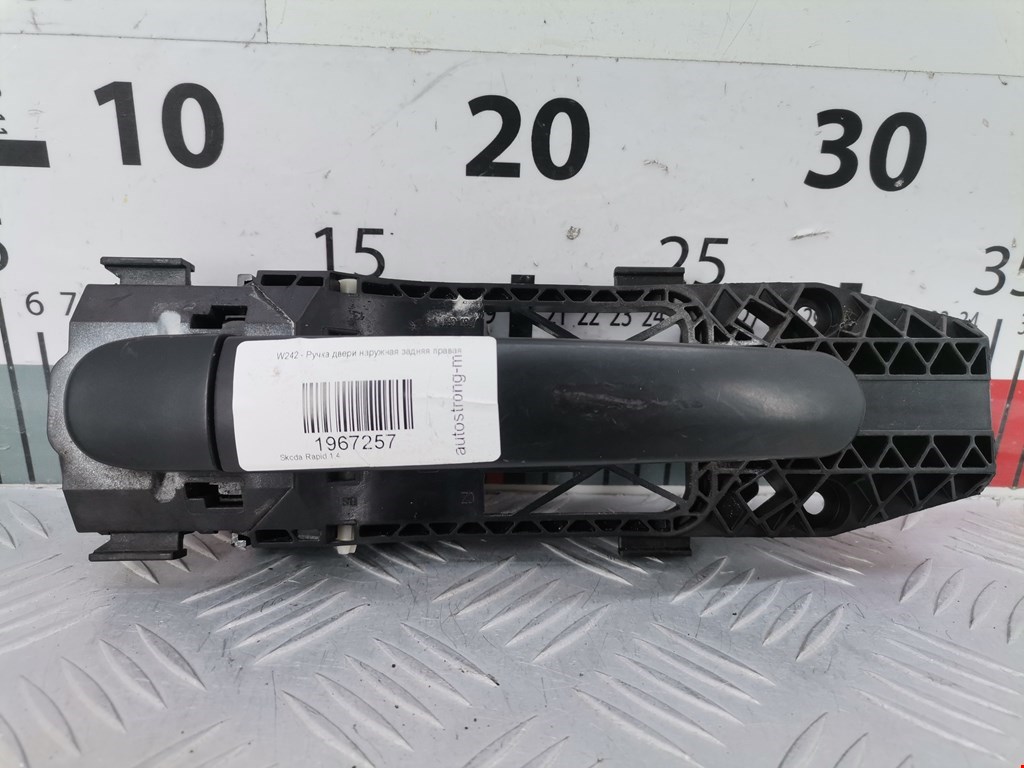 Ручка двери задней наружная правая SKODA Rapid 2012-2020