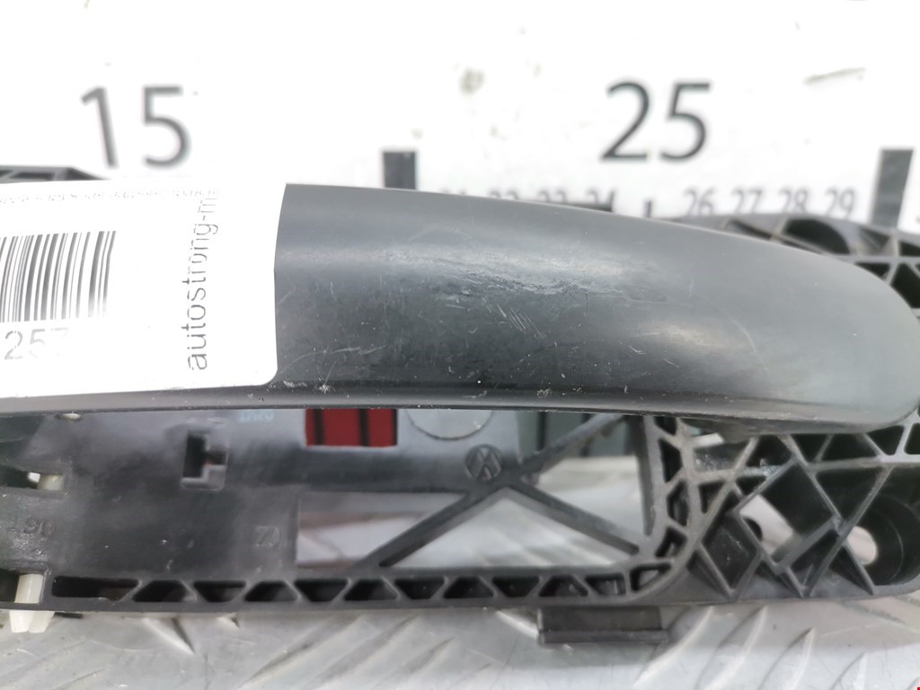 Ручка двери задней наружная правая SKODA Rapid 2012-2020