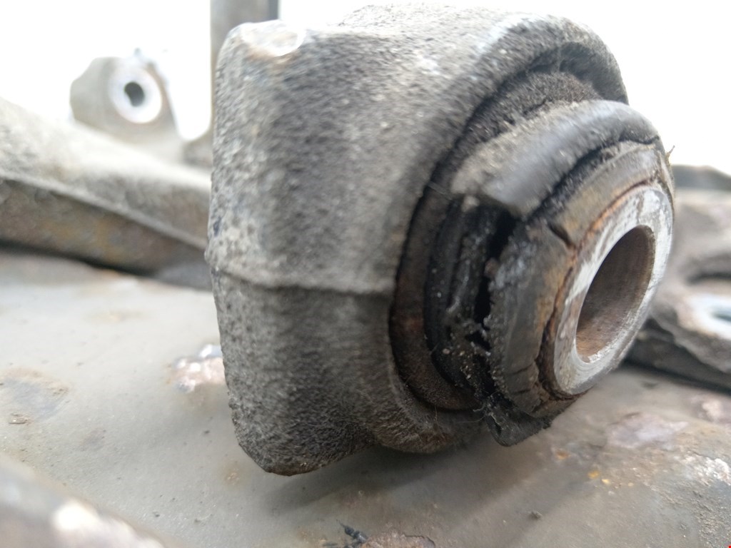 Ступица задняя правая MERCEDES-BENZ C-Class C-klasse W202 1993-2000