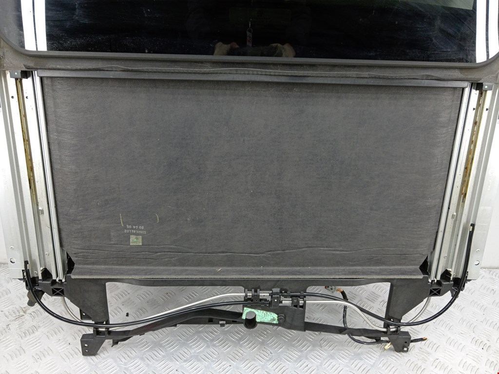 Люк в сборе электрический JEEP Grand Cherokee WK 2004-2010