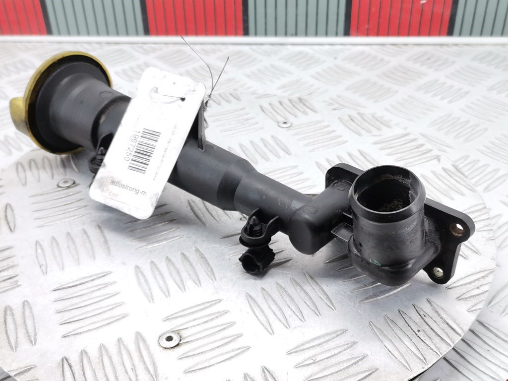 Горловина маслозаливная (залива масла) FIAT Grande Punto 2005-2009