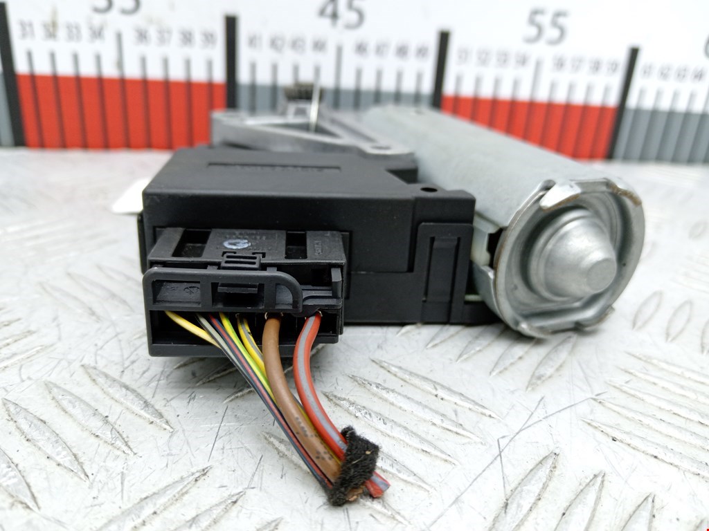 Моторчик люка (мотор двигатель электролюка) LAND ROVER Range Rover 2002-2012