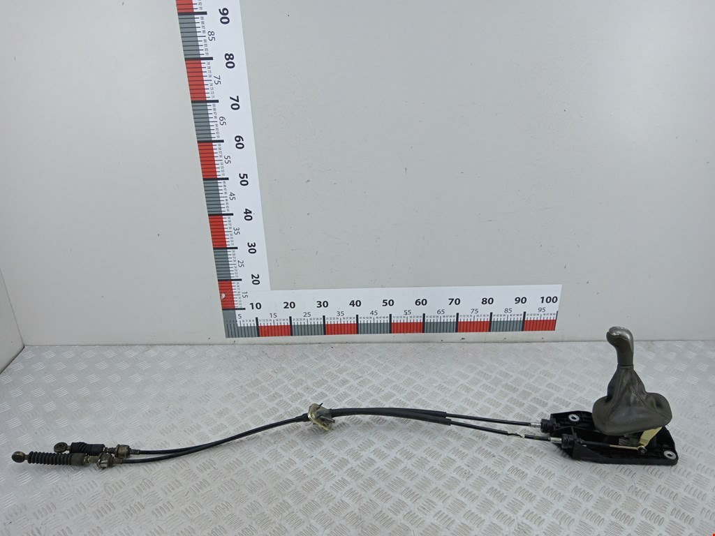 Кулиса (селектор) АКПП/МКПП в салоне VOLVO V40 I 1995-2004