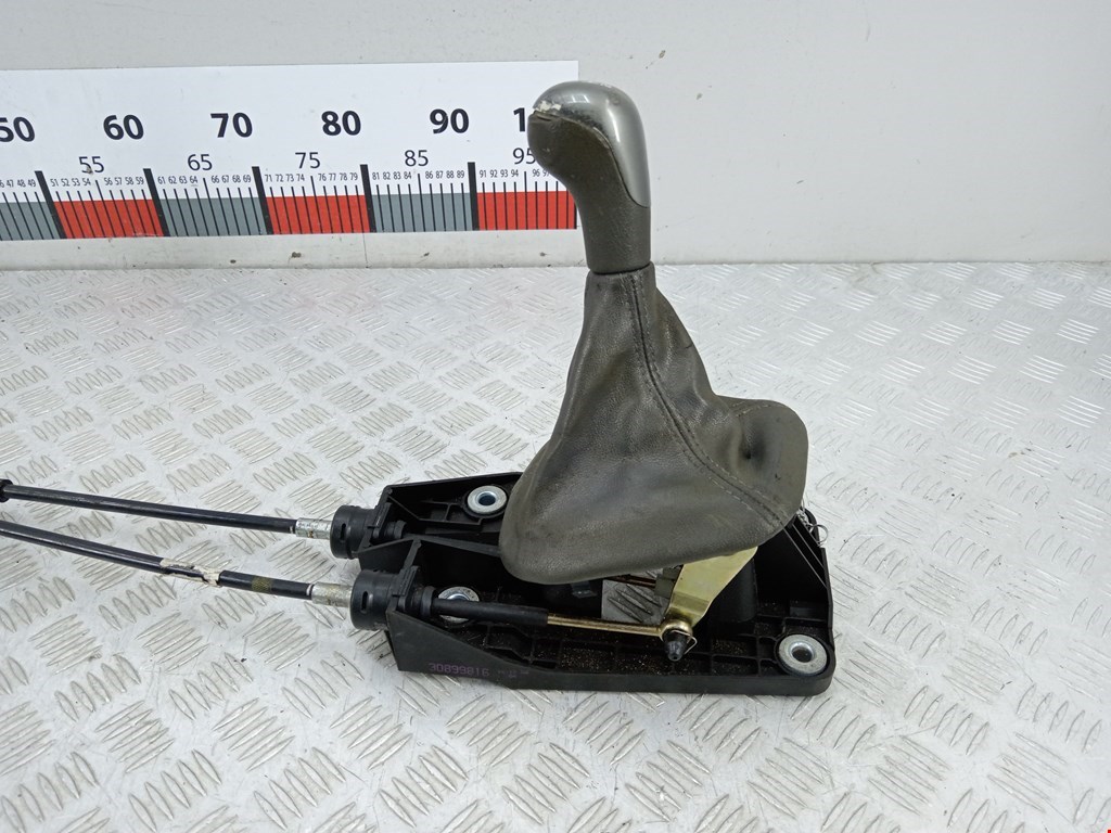 Кулиса (селектор) АКПП/МКПП в салоне VOLVO V40 I 1995-2004