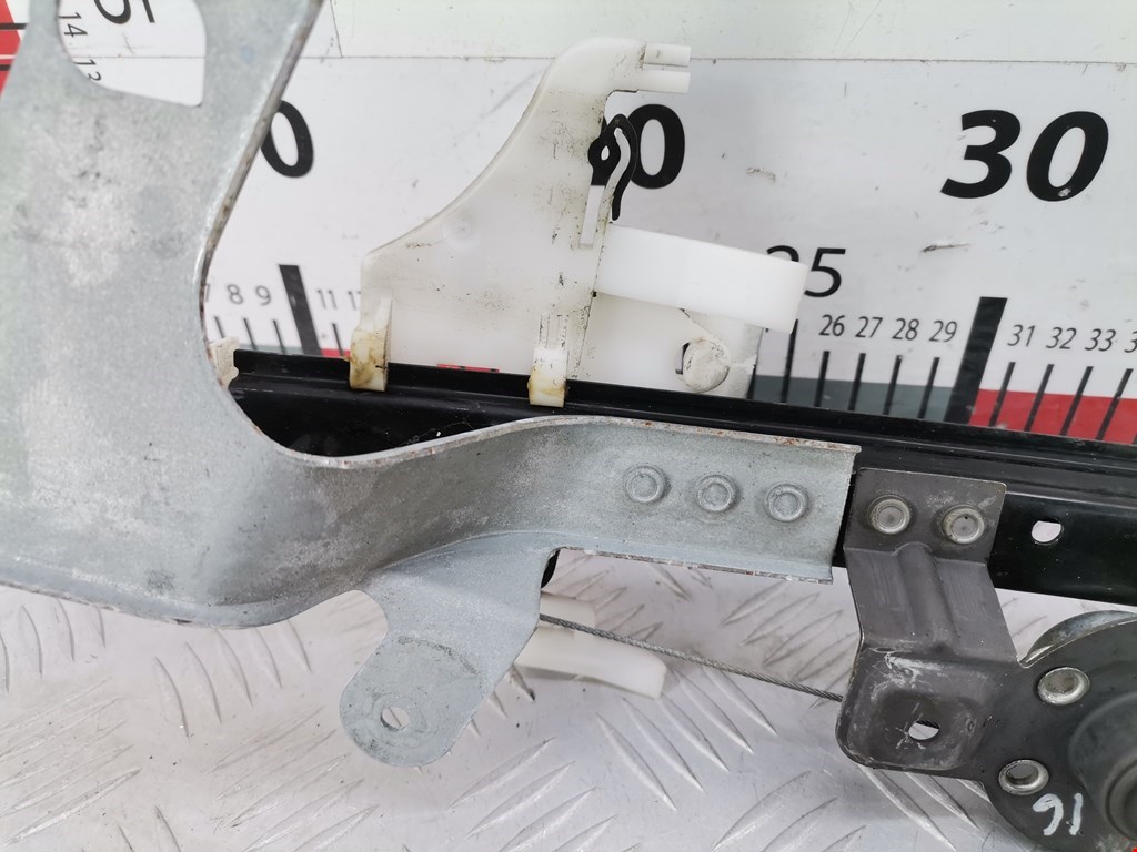 Стеклоподъемник задний левый FORD Fusion 2002-2012