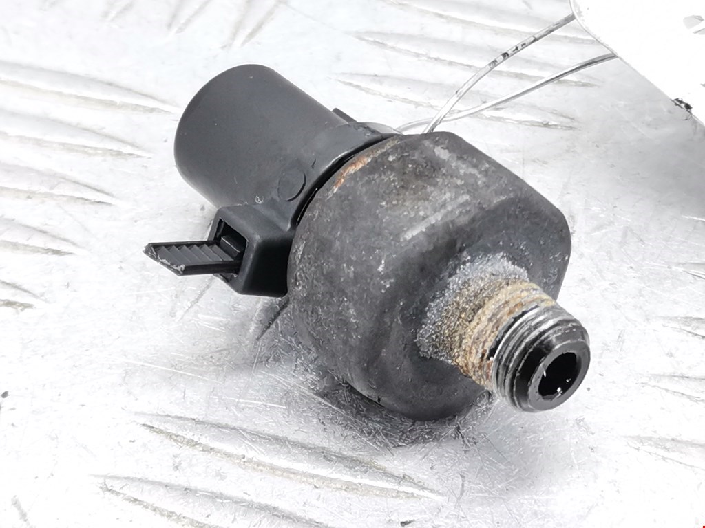 Датчик давления масла HYUNDAI i40 2011-2019