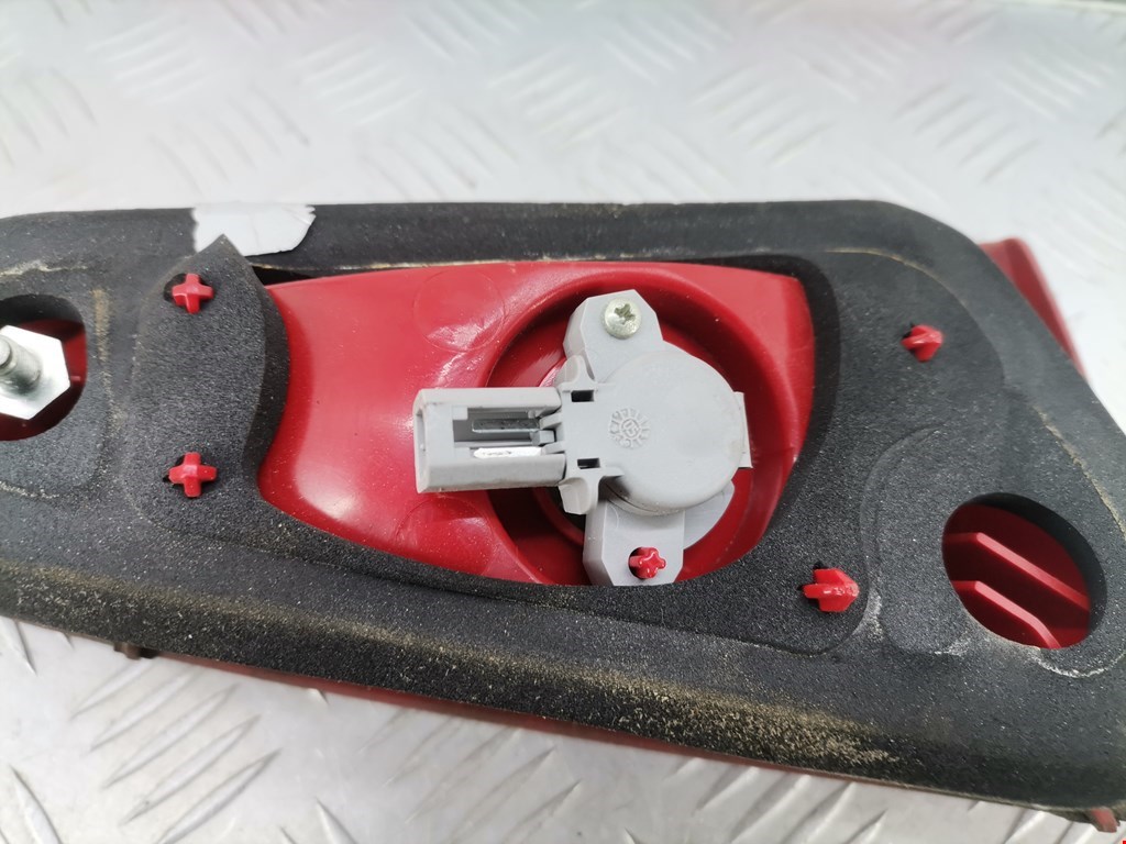 Фонарь задний внутренний правый ALFA ROMEO 147 2000-2010