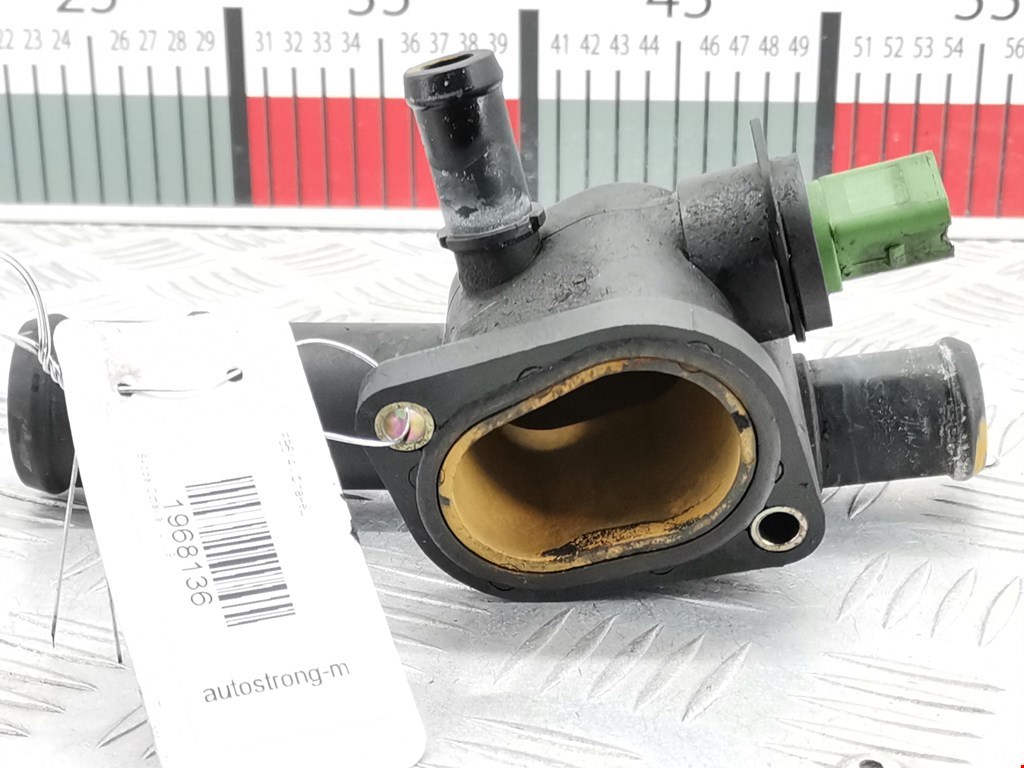 Тройник системы охлаждения SKODA Octavia A4 1U- 1997-2010