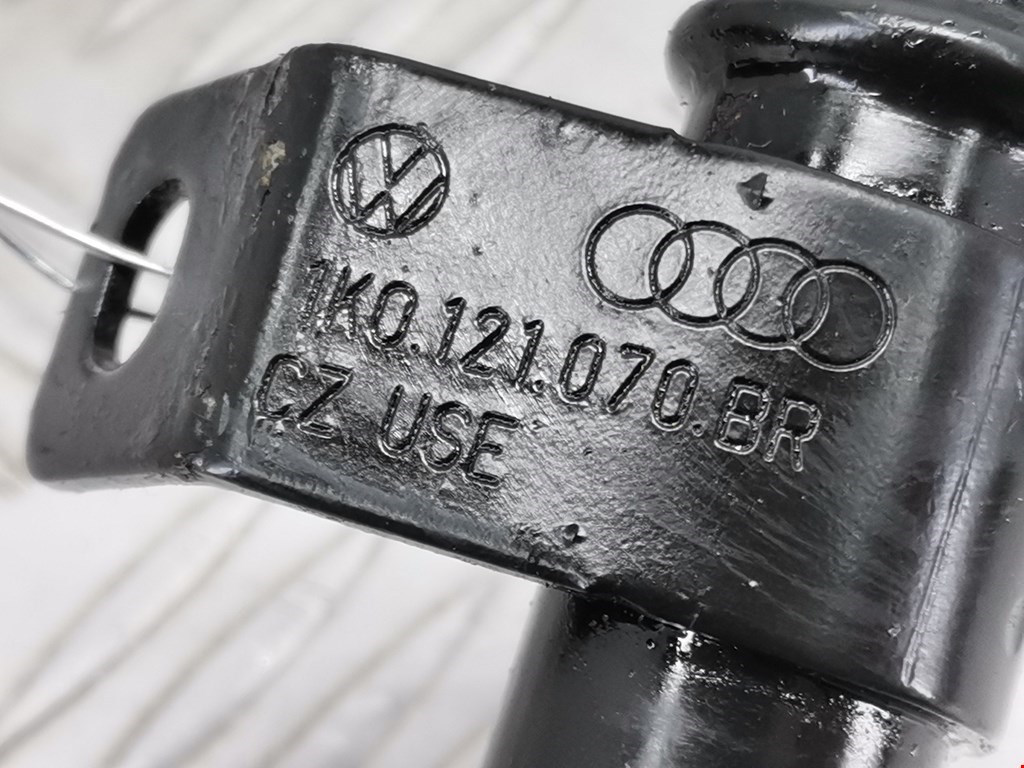 Патрубок VOLKSWAGEN Touran 2003-2010