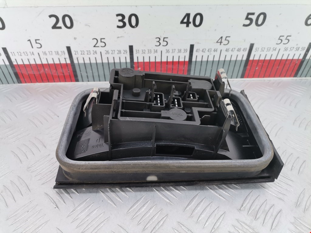 Фонарь задний внутренний правый CITROEN Xantia 1993-2002