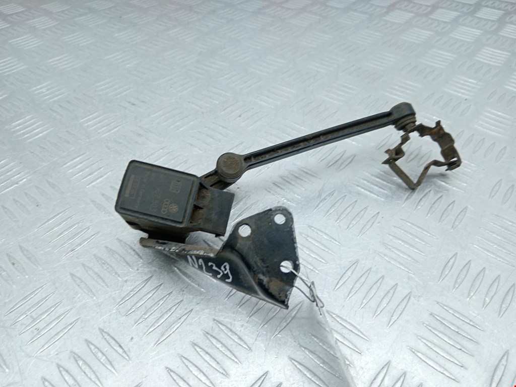 Датчик регулировки дорожного просвета AUDI A6 C5 1997-2004