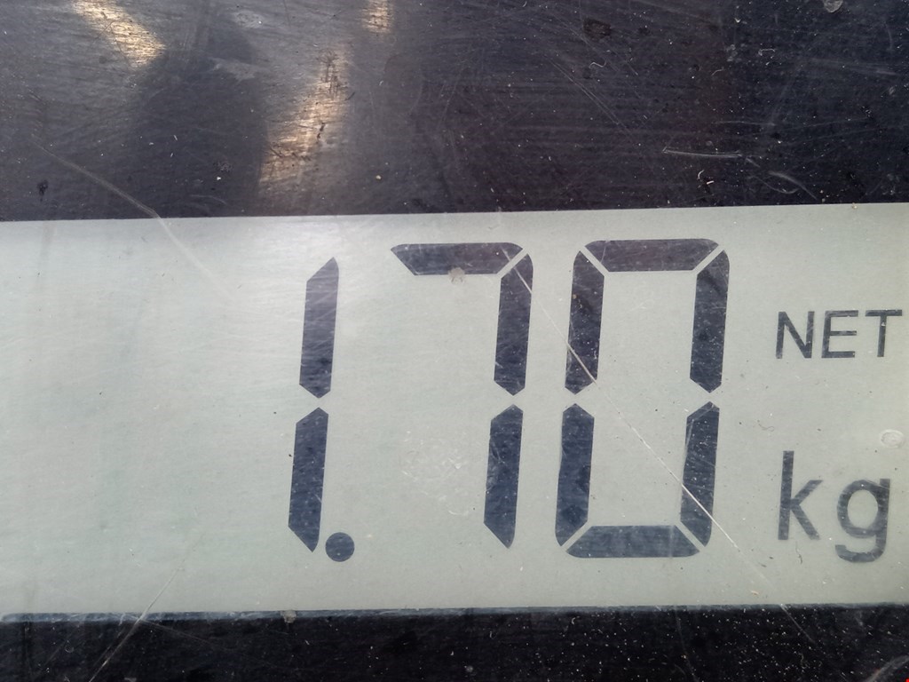 Уплотнитель двери VOLKSWAGEN Passat B5 1997-2005