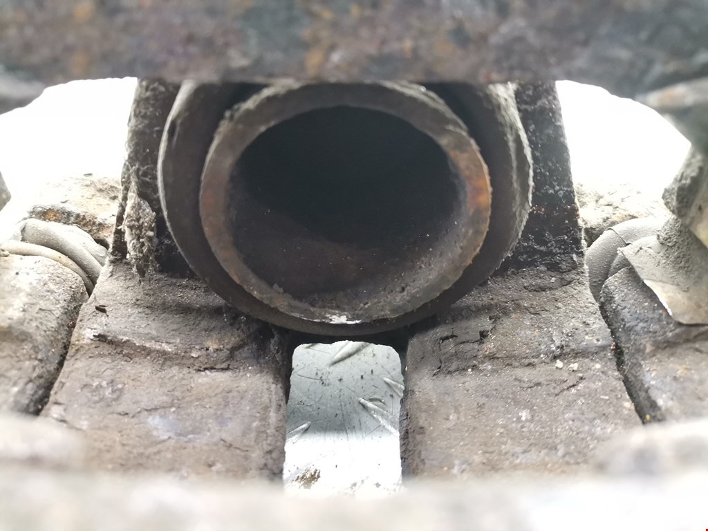 Суппорт задний левый MITSUBISHI Pajero IV 2006-2022