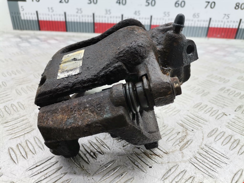 Суппорт передний левый PEUGEOT 207 2006-2015