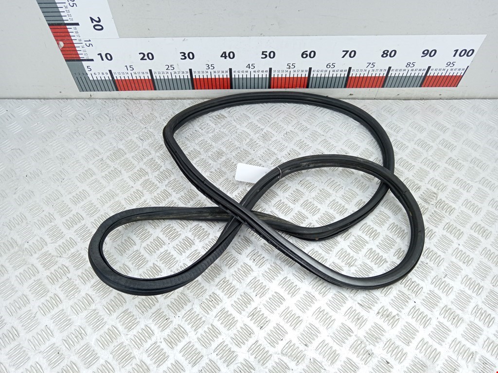 Уплотнитель двери OPEL Omega B 1994-2004