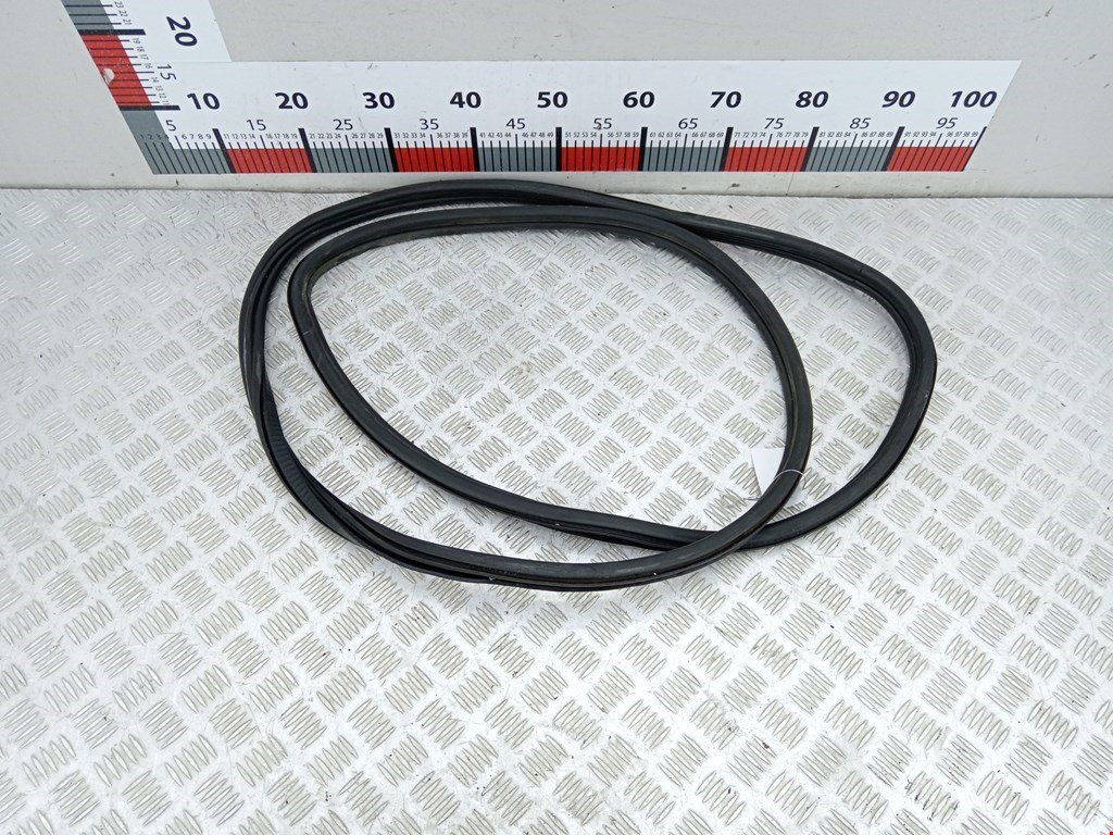 Уплотнитель двери OPEL Omega B 1994-2004