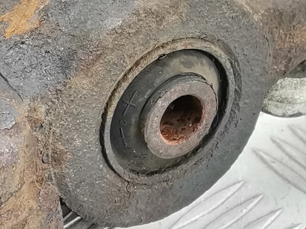 Рычаг передний правый KIA Magentis 2000-2006