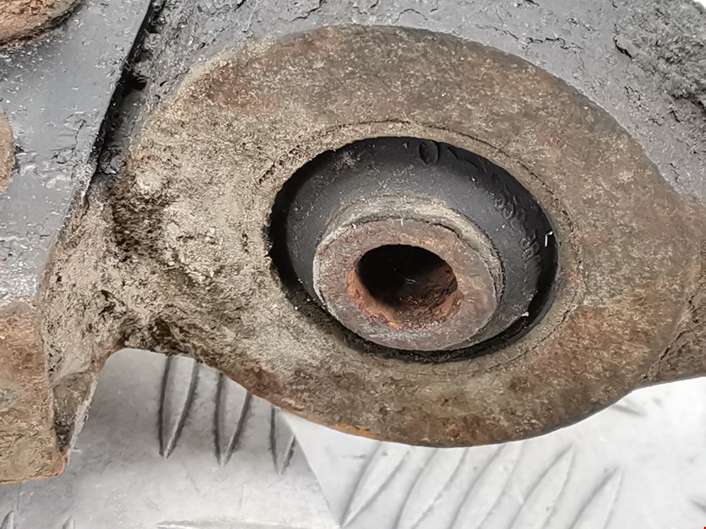 Рычаг передний правый KIA Magentis 2000-2006