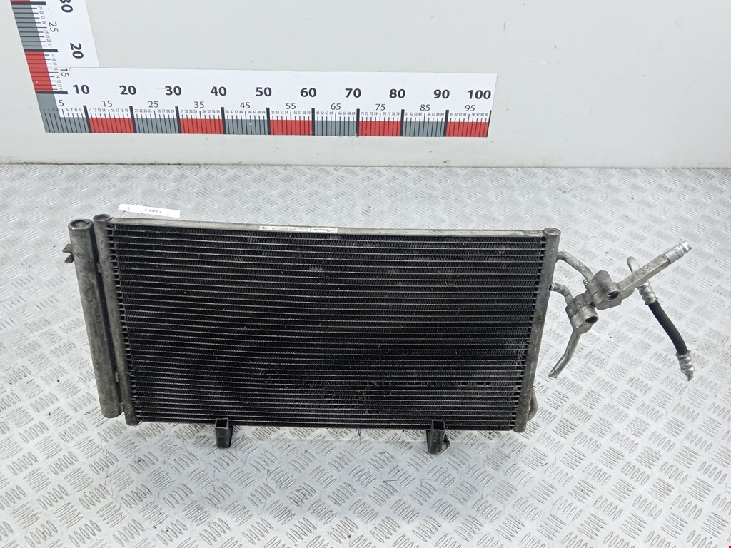 Радиатор основной BMW 1er E81\E87 2004-2011
