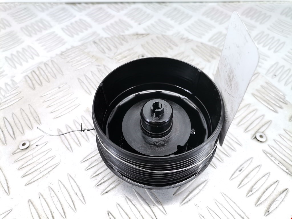 Крышка масляного фильтра VOLKSWAGEN Touran 2003-2010