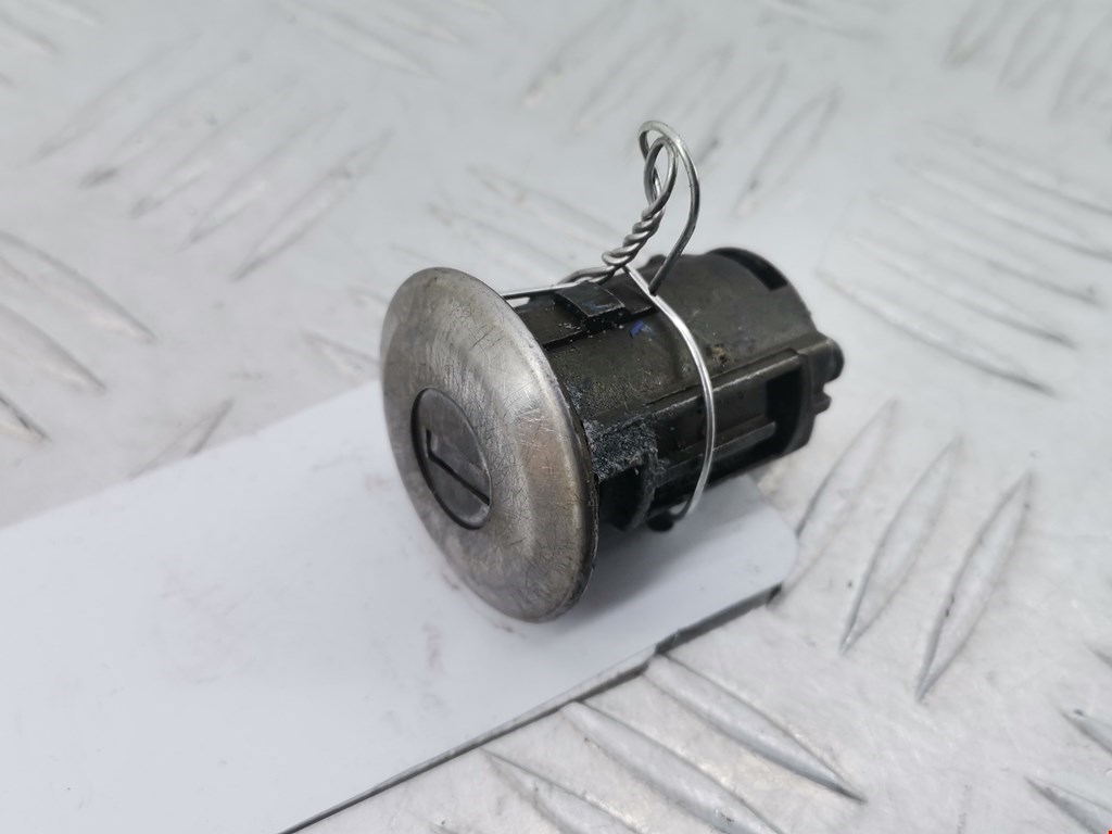 Вставка замка багажника OPEL Movano B 2010-н.в.