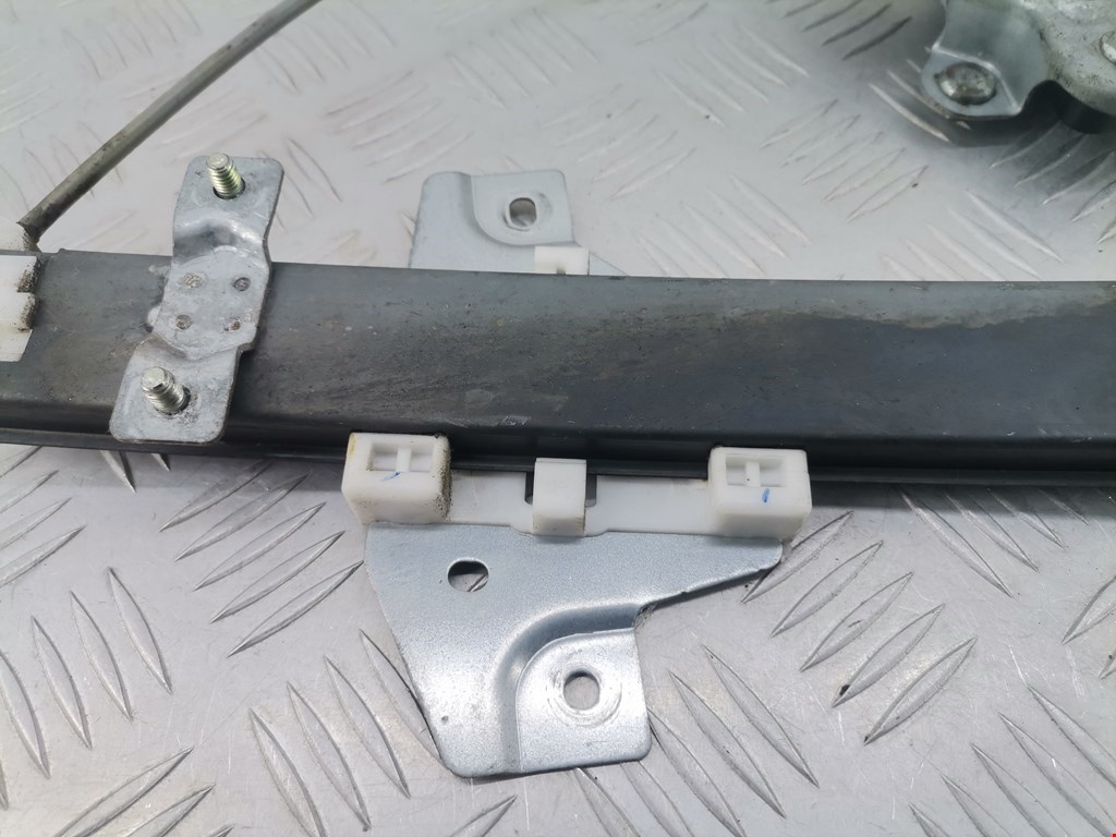 Стеклоподъемник передний правый KIA Picanto 2004-2011