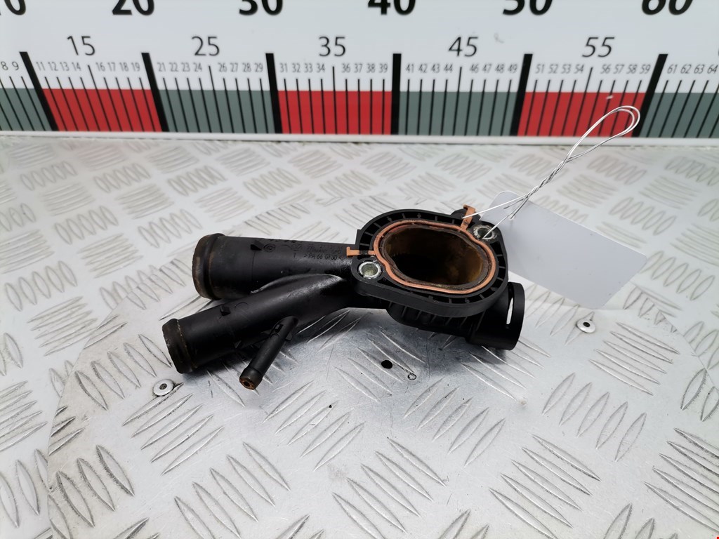 Тройник системы охлаждения SKODA Rapid 2012-2020