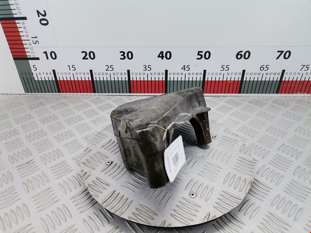 Кронштейн (крепление лапа) двигателя Skoda Rapid (2012-2020)