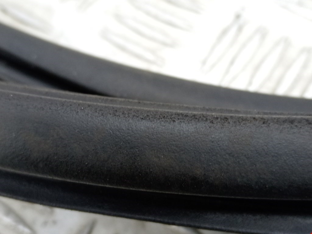 Уплотнитель двери OPEL Astra G 1998-2005