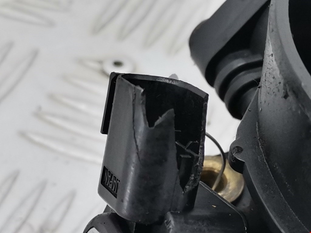 Расходомер воздуха (массметр, датчик ДМРВ) MERCEDES-BENZ C-Class C-klasse W203 2000-2007