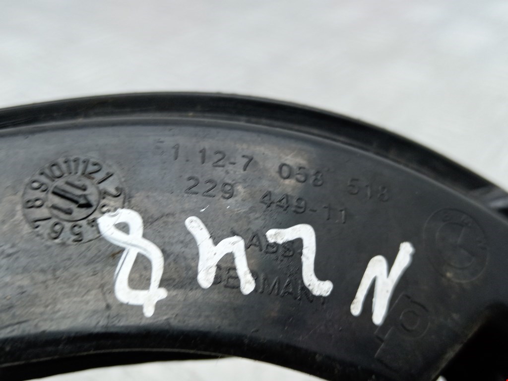 Кронштейн заднего бампера левый правый BMW 1er E81\E87 2004-2011