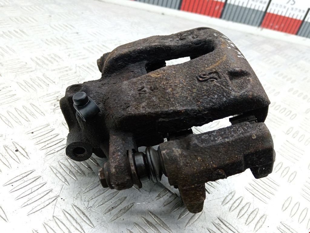 Суппорт передний правый OPEL Corsa D 2006-2014