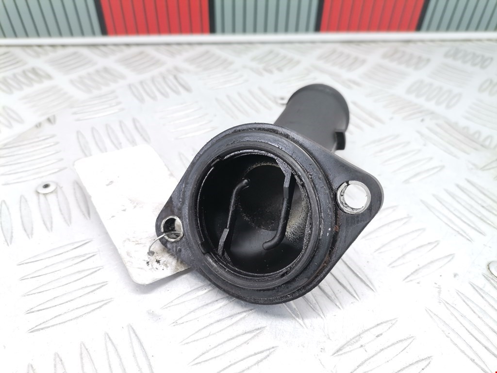 Корпус термостата VOLKSWAGEN Passat B6 2005-2011