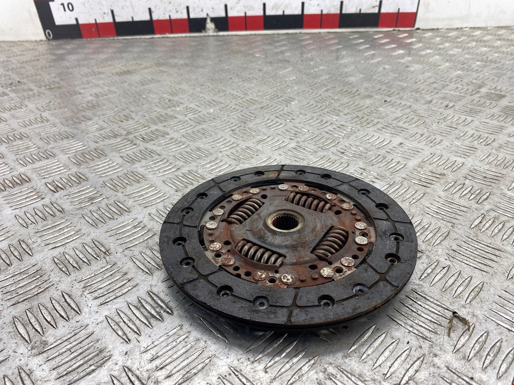Маховик (демпфер сцепления) SEAT Ibiza 2002-2008