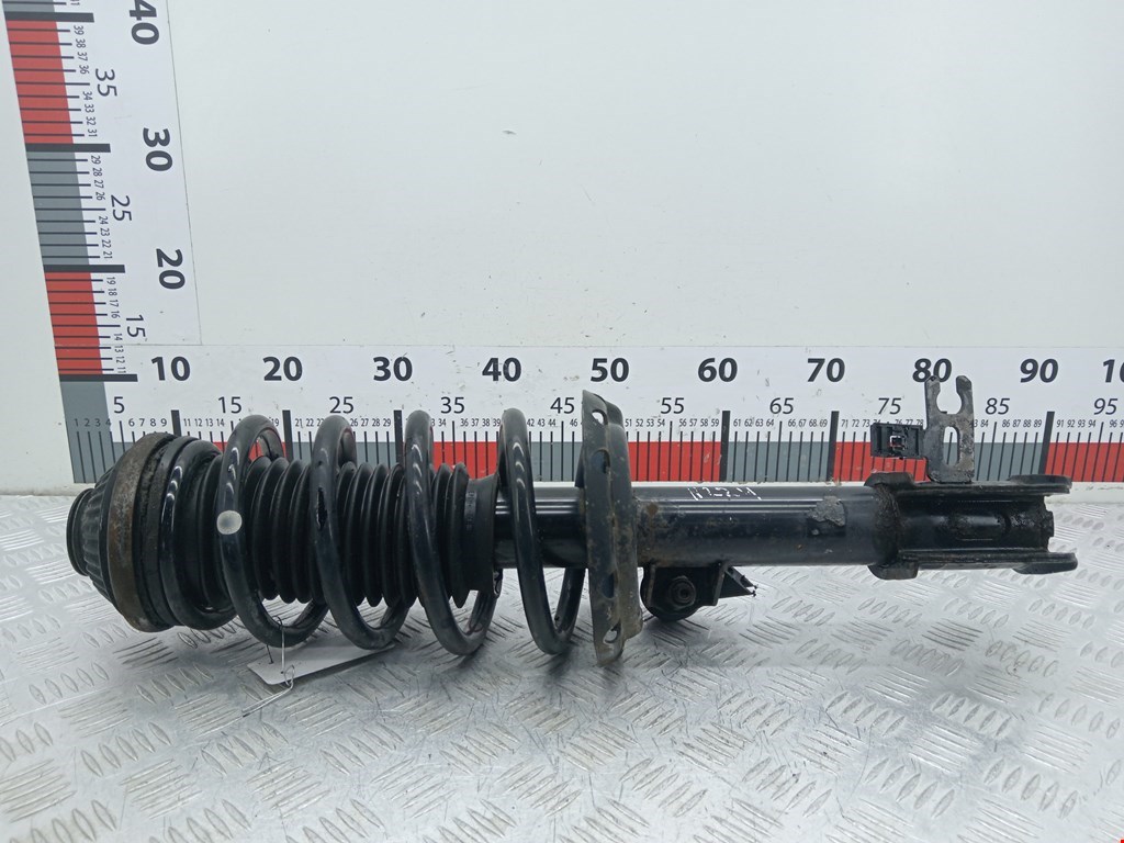 Амортизатор передний правый OPEL Zafira B 2005-2012