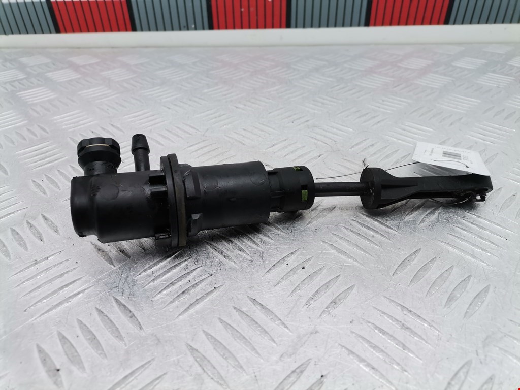 Цилиндр сцепления главный PEUGEOT 207 2006-2015