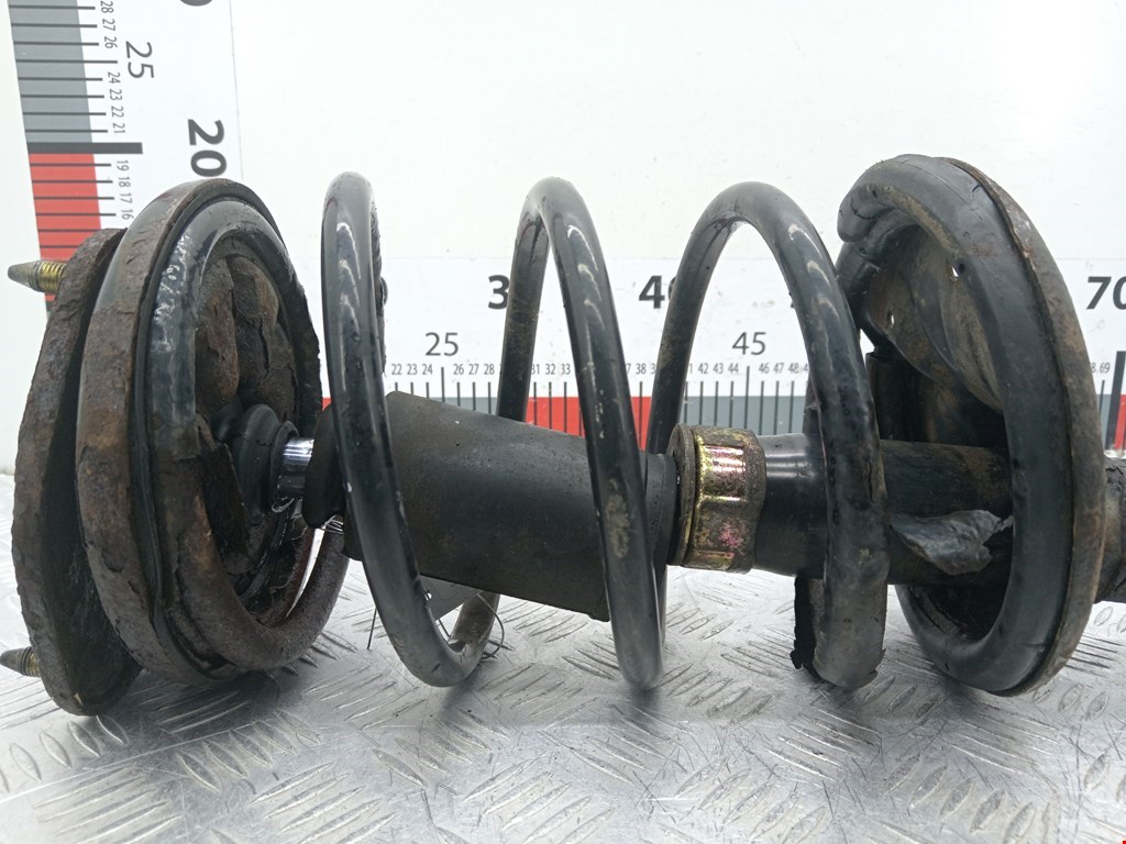 Амортизатор передний правый MITSUBISHI Space Star 1999-2006