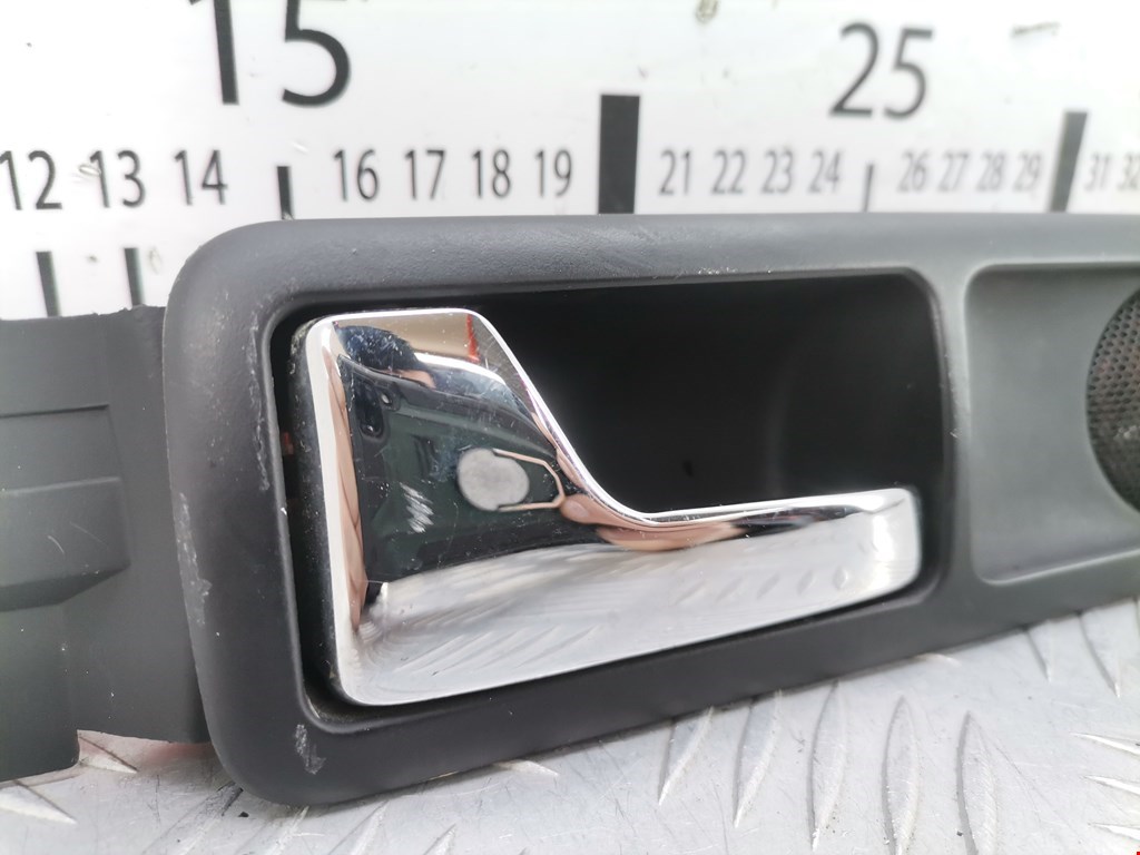 Ручка дверная задняя внутренняя левая VOLKSWAGEN Passat B5 1997-2005