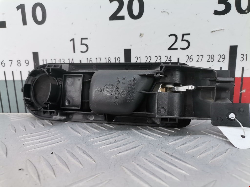 Ручка дверная задняя внутренняя левая VOLKSWAGEN Passat B5 1997-2005