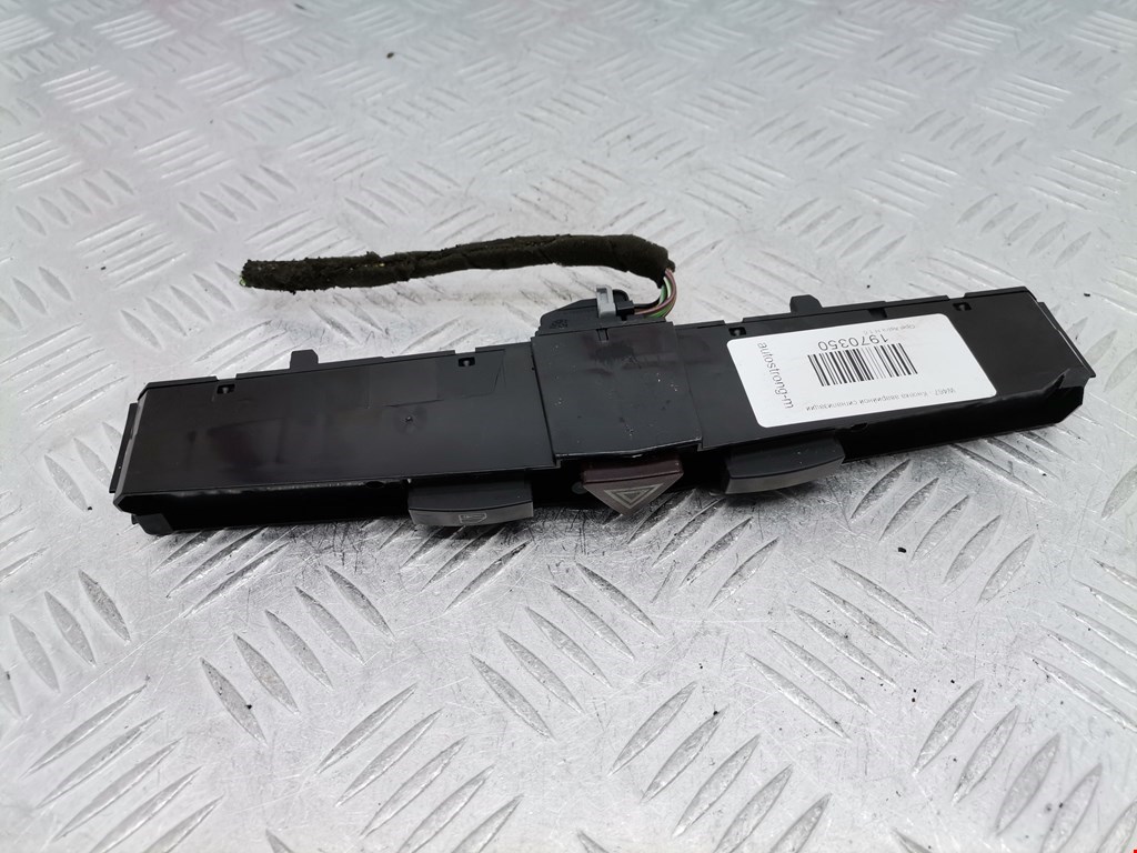 Кнопка аварийной сигнализации (аварийки) OPEL Astra H/Family 2004-2015