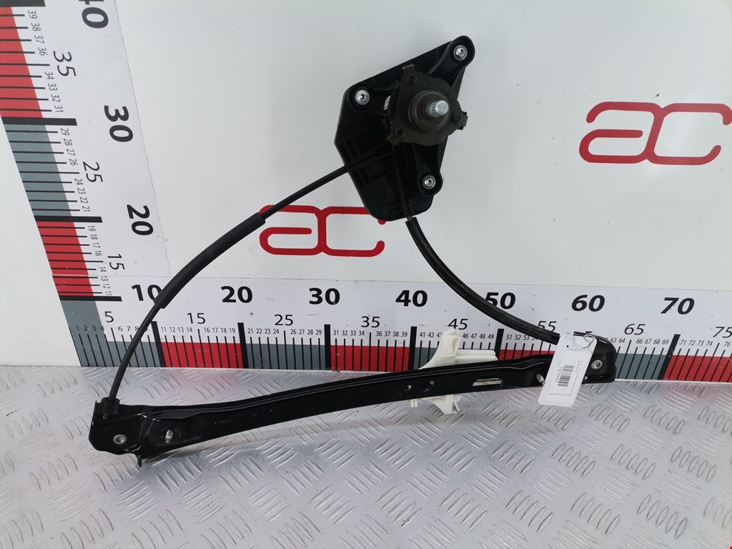 Стеклоподъемник задний правый SKODA Rapid 2012-2020