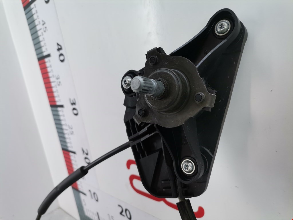 Стеклоподъемник задний правый SKODA Rapid 2012-2020