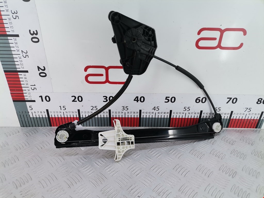 Стеклоподъемник задний правый SKODA Rapid 2012-2020