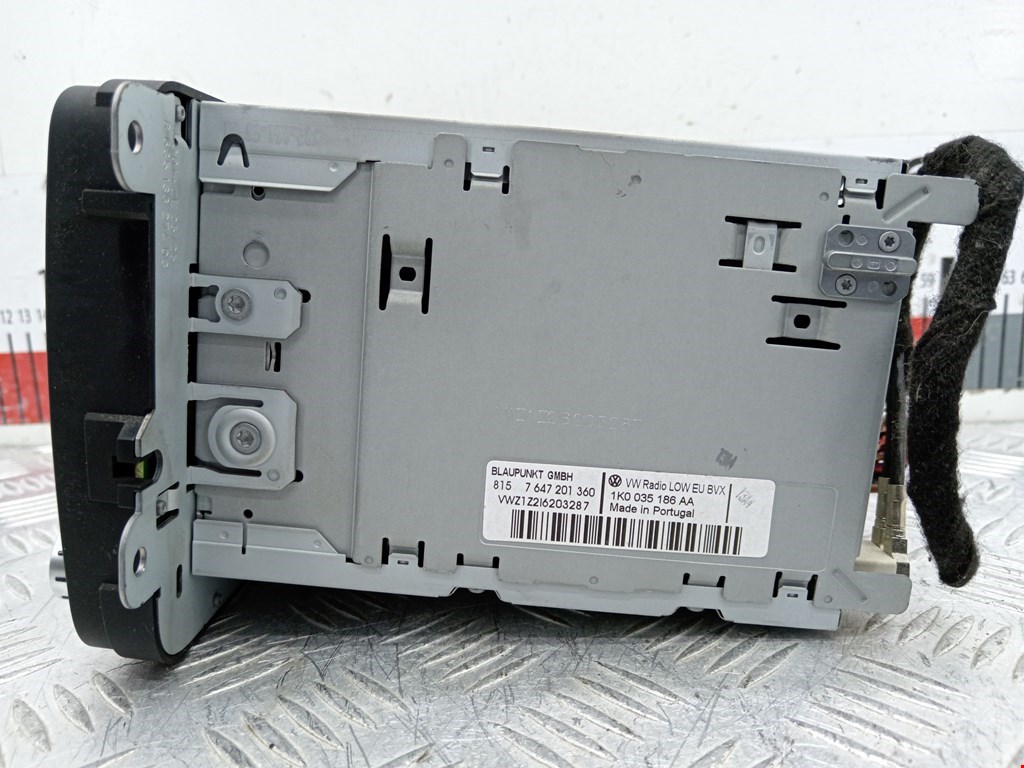 Магнитола VOLKSWAGEN Passat B6 2005-2011