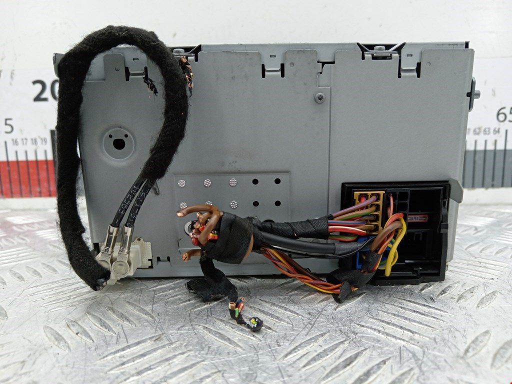 Магнитола VOLKSWAGEN Passat B6 2005-2011